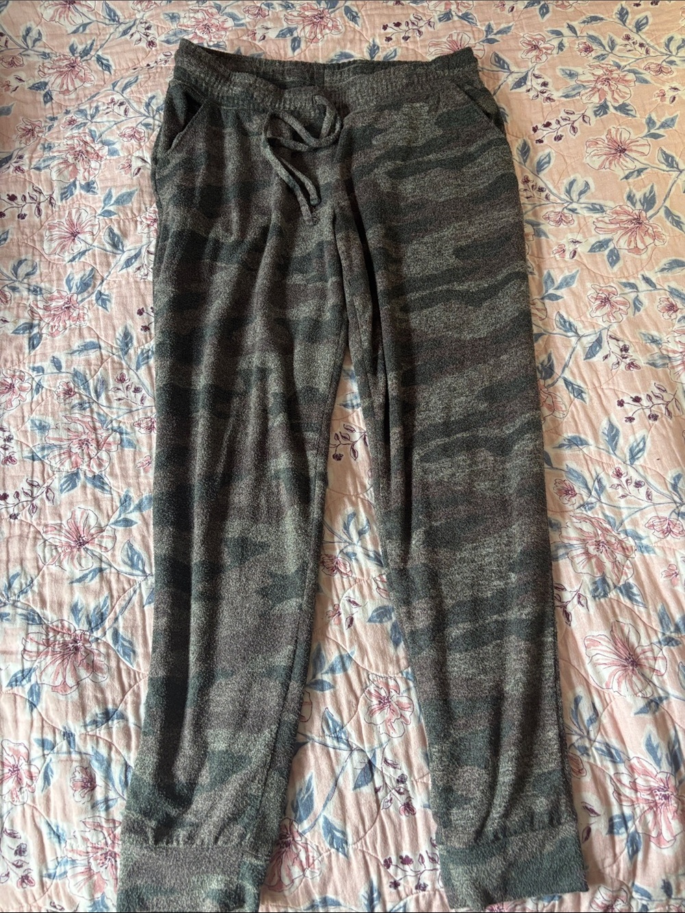 Maurices Gray Camo Lounge Joggers